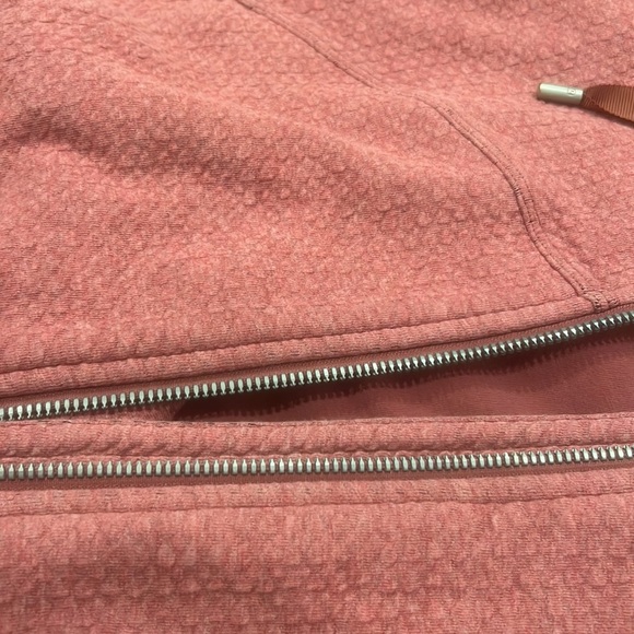 pink lululemon jacket - Picture 4 of 4